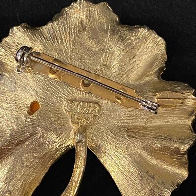 Vintage Signed Ledo 1962 Brushed Gold Tone Leaf and Ladybug Brooch
