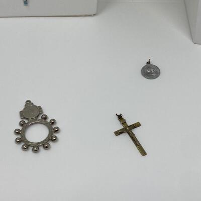 The Glass Bead and Pendant Rosary Lot