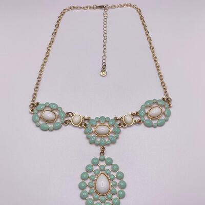 Vintage Floral Drop Pendant Necklace
