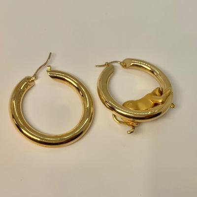 LOT 11: Charles Garnier 750 18k 7.54g  1â€ Panther Hoop Pierced Earrings