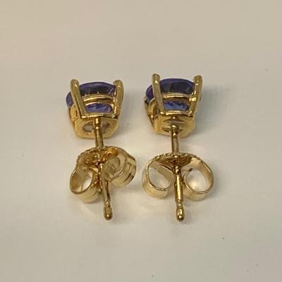 LOT 13: 14K  tw .94g Tanzanite Post Earrings- New