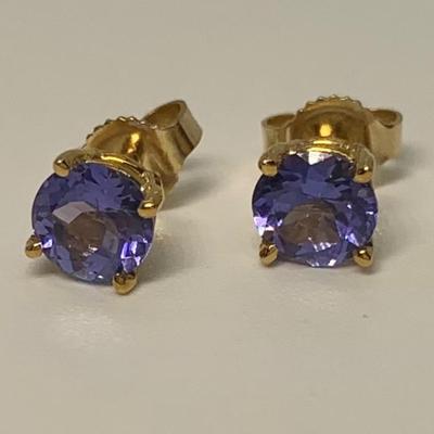 LOT 13: 14K  tw .94g Tanzanite Post Earrings- New