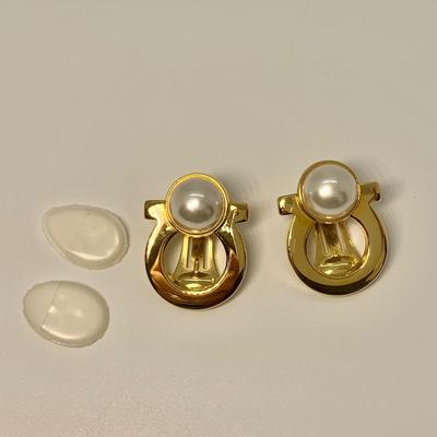 LOT 31: Salvatore Ferragamo Clip On 1” Wide Pearl Earrings