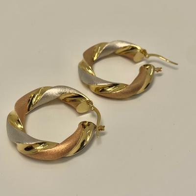 LOT 44:  18k 6g Tri Color Italy Hoops
