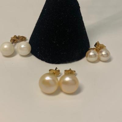 LOT 47:  14k 585 4.6 TW  Cultured Pearl Pierced Earrings, 4 Pairs