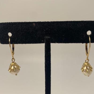 LOT 47:  14k 585 4.6 TW  Cultured Pearl Pierced Earrings, 4 Pairs