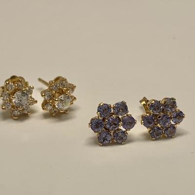 LOT 51: 14k 2.4g TW   Tanzanite & White Topaz, 2 Pair