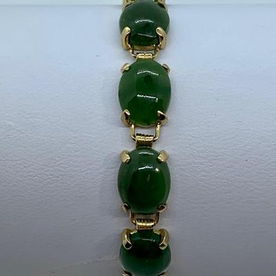 LOT 54: Town & Country Green Jade Tennis Bracelet - 7.5