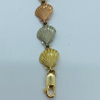 LOT 57: Tri-Color 14K Gold 7.5" "Shell" Bracelet - 9.32 gtw