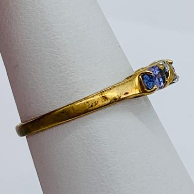 LOT 74: Amethyst & Diamond 10K Gold Ring - Size 7 - 1.8 gtw