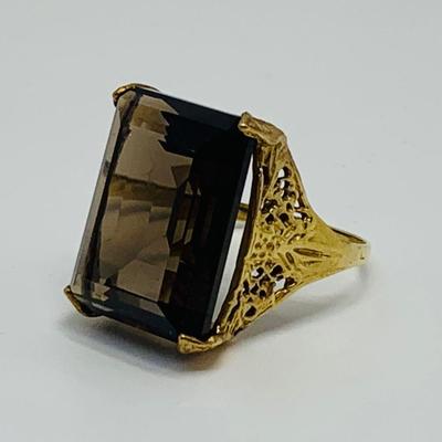 LOT 86: Brown Topaz & 14K Gold Cocktail Ring - Size 7.5 - 5.79 gtw