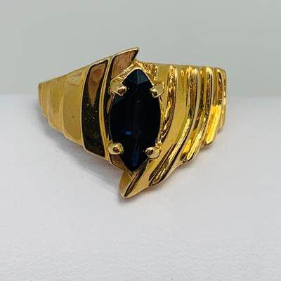 LOT 93: Blue Sapphire 14K Gold Size 7 Ring - 4.46 gtw