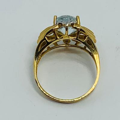LOT 94: Aquamarine w/ Diamond Chips 14K Gold Size 7 Ring - 3.62 gtw