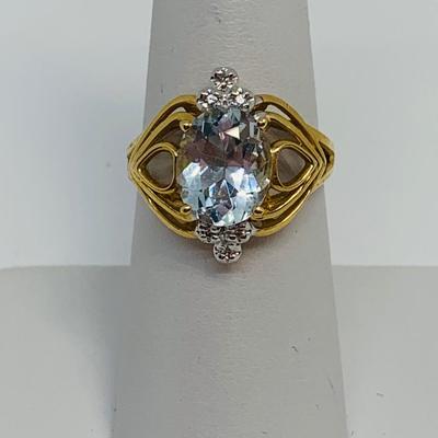 LOT 94: Aquamarine w/ Diamond Chips 14K Gold Size 7 Ring - 3.62 gtw