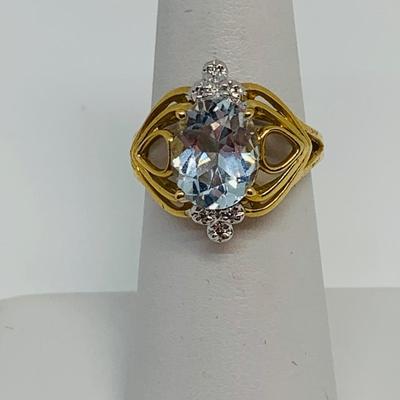 LOT 94: Aquamarine w/ Diamond Chips 14K Gold Size 7 Ring - 3.62 gtw
