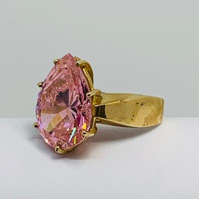 LOT 97: 10K CI Yellow Gold Size 7 Gemstone Ring - 6.7 gtw