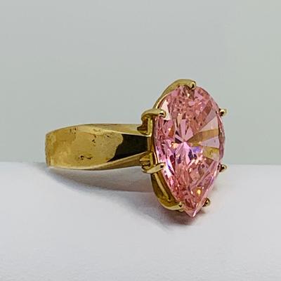 LOT 97: 10K CI Yellow Gold Size 7 Gemstone Ring - 6.7 gtw