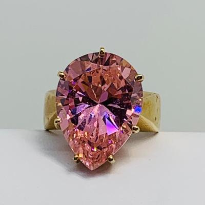 LOT 97: 10K CI Yellow Gold Size 7 Gemstone Ring - 6.7 gtw