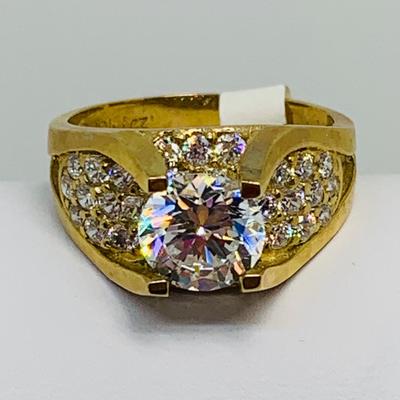 LOT 99: 10K Gold & CZ Size 8 Ring - 6.37 gtw