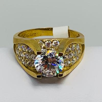 LOT 99: 10K Gold & CZ Size 8 Ring - 6.37 gtw