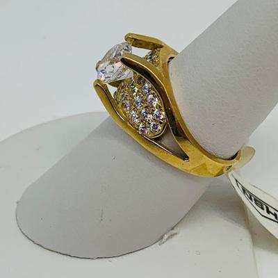 LOT 99: 10K Gold & CZ Size 8 Ring - 6.37 gtw
