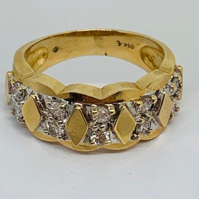 LOT 105: 14K Gold Size 7 Diamond Ring - 6.01 gtw