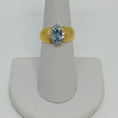 LOT 118: Blue Marquis Cut Topaz 14K Gold Ring - Size 7.5 - 3.58 gtw