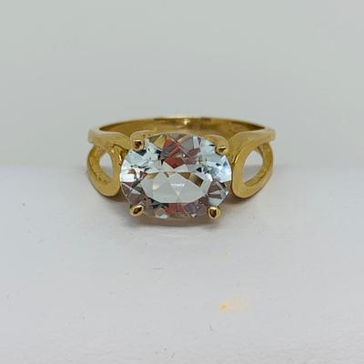 LOT 127: Blue Topaz 14K Gold Size 7 Ring - 3.4 gtw