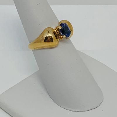 LOT 132: Blue Sapphire 14K Gold Size 7 Ring - 4.59 gtw