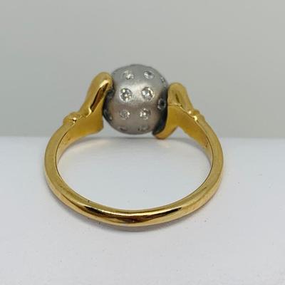 LOT  133: 18K Gold Grey Rolling Ball with Diamonds Ring - Size 6 - 4.62 gtw
