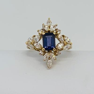 LOT 134: 10K Gold Ring - Tanzanite & CZ - Size 7 - 3.93 gtw