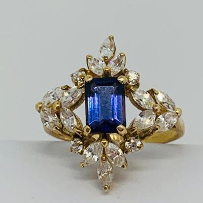 LOT 134: 10K Gold Ring - Tanzanite & CZ - Size 7 - 3.93 gtw