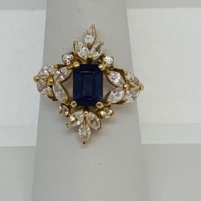 LOT 134: 10K Gold Ring - Tanzanite & CZ - Size 7 - 3.93 gtw