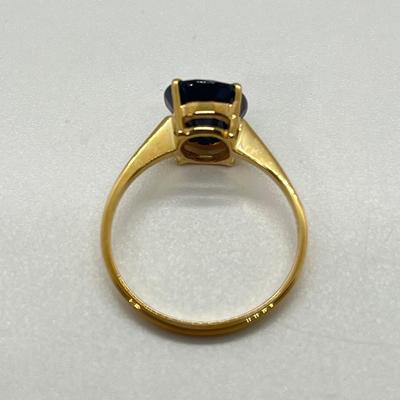LOT 138: Blue Sapphire 14K Gold Ring - Size 7.5 - 2.31 gtw