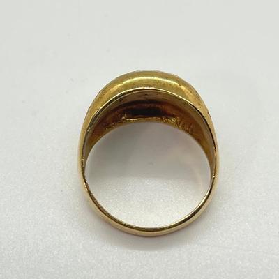 LOT 142: 10K Gold Size 8 Ring - 4.87 gtw