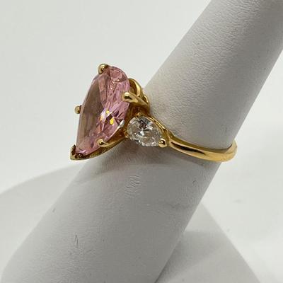 LOT 147: Pink Quartz 14K Gold Ring - Size 6 - 5.04 gtw