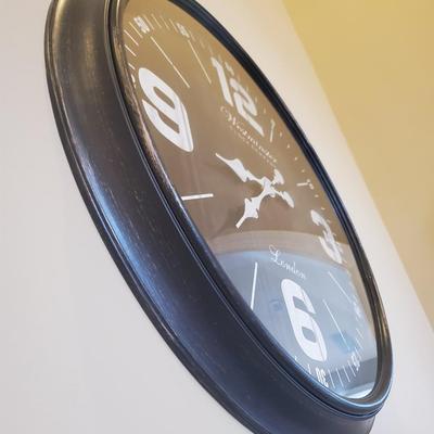 LOT 1G: West Minster Clock Company Wall Clock