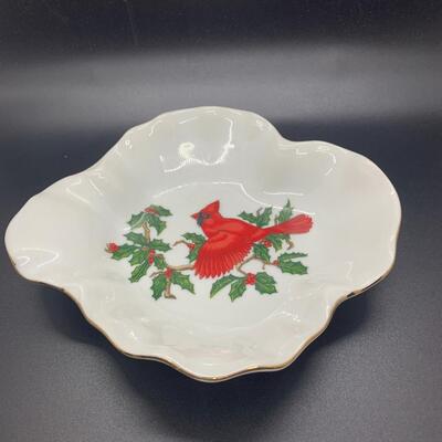Lefton China #1207 Christmas Holiday Red Cardinal Holly Candy or Nut Dish - 7â€ wide x 6â€ deep approx