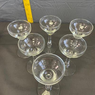 Set of 6 champagne glasses
