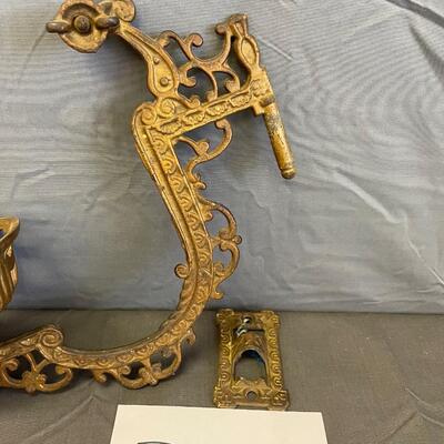 Cast iron oil lamp holder/swivel arm mount/and bracket