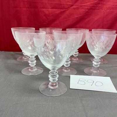 Nobility by Dincan & Miller 8 wine glasses