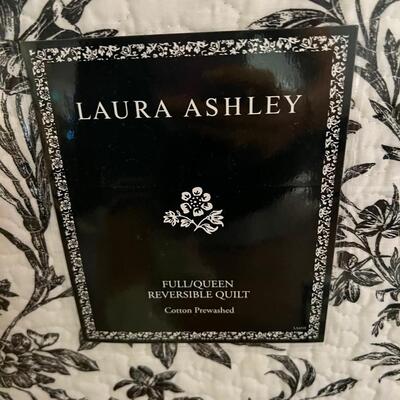 Laura Ashley Quilt Lot
