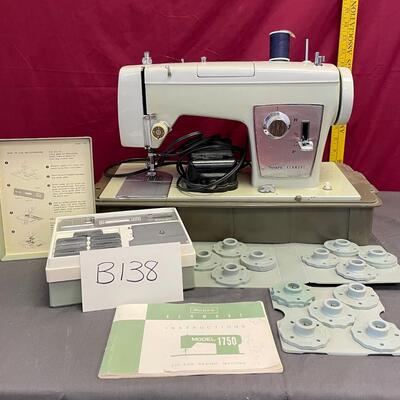 Kenmore sewing machine/case/buttonhole