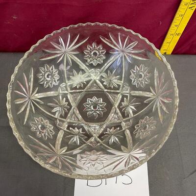 Vintage cut glass serving bowl