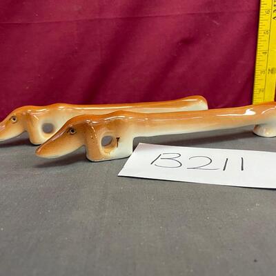 Salt & pepper shakers