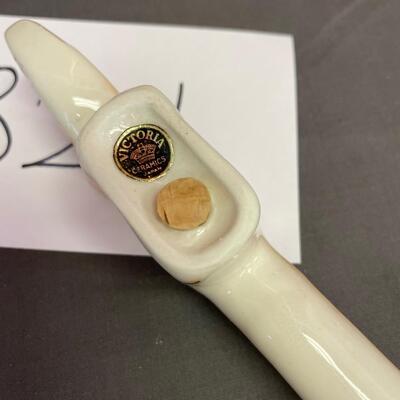 Salt & pepper shakers