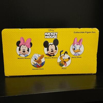 Disney ~ Mickey Mouse ~ Collectible Figure Set