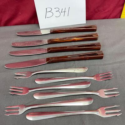 4 stainless steel, Bakelite handle knives,6 cocktail forks