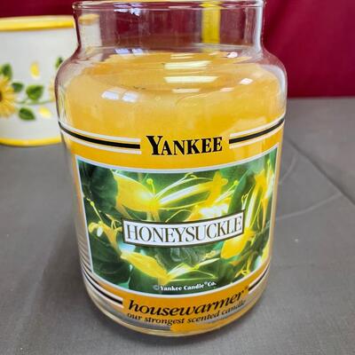 Sunflower assortment with yankee honeysuckle candle