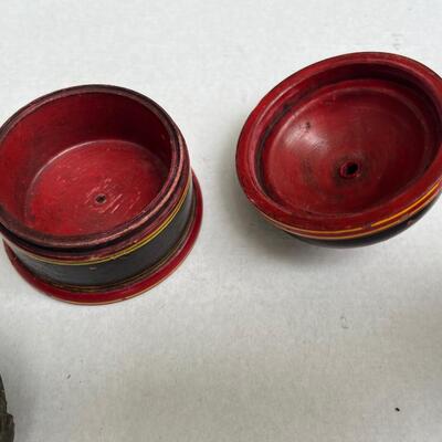 Vintage wood trinket box